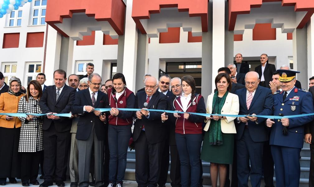 Minister Avcı inaugurated the Hacı Süleyman Çakır Girls Anatolian School
